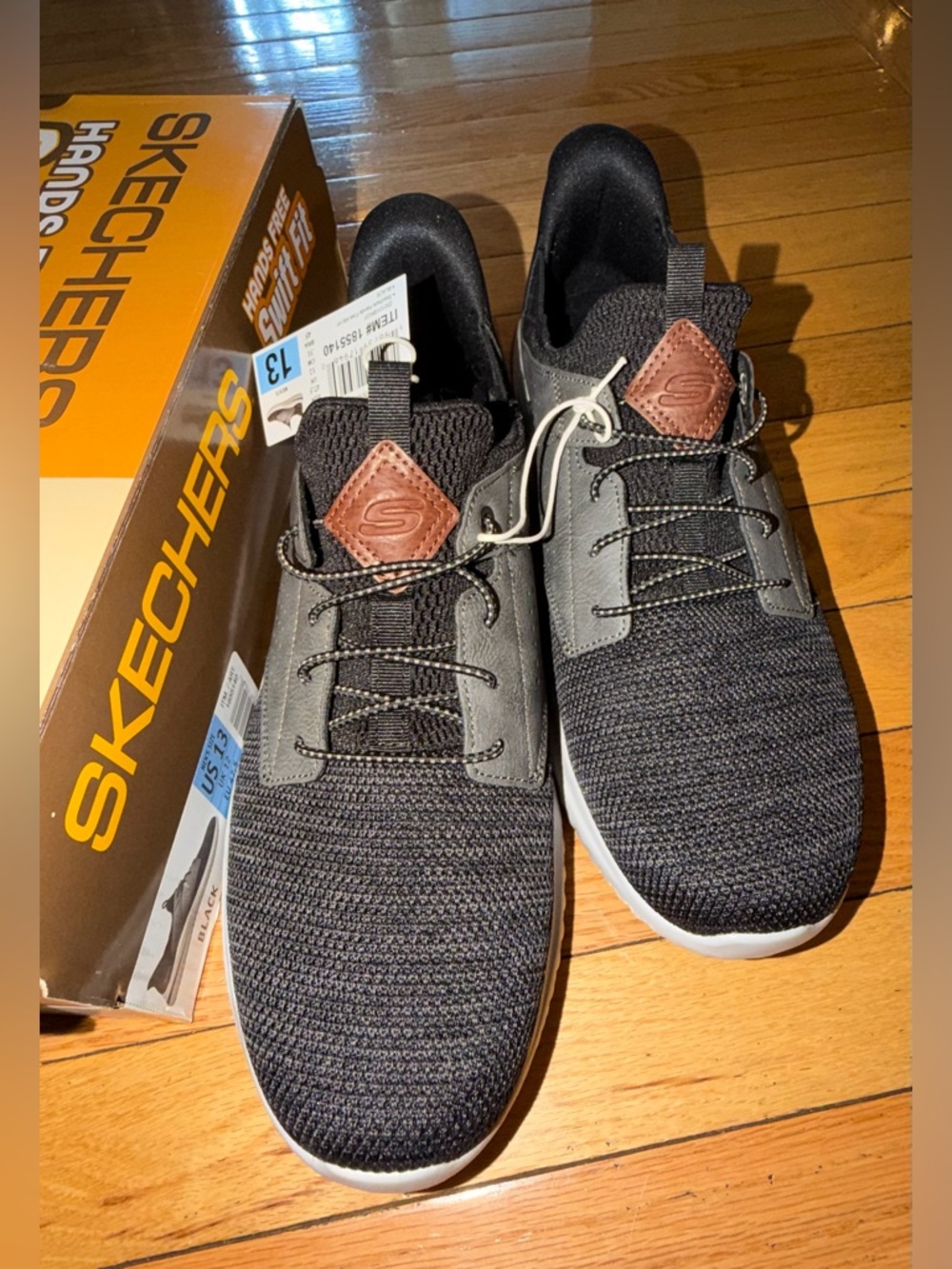 NWT Skechers Black Swift Fit Hands Free Memory Foam Slip On Sneakers Shoes 13